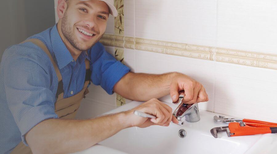 Handle or spout repair in Hubbard, OH